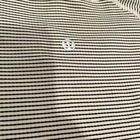 Lululemon, stripped, short sleeve shirt - Picture 5 of 6